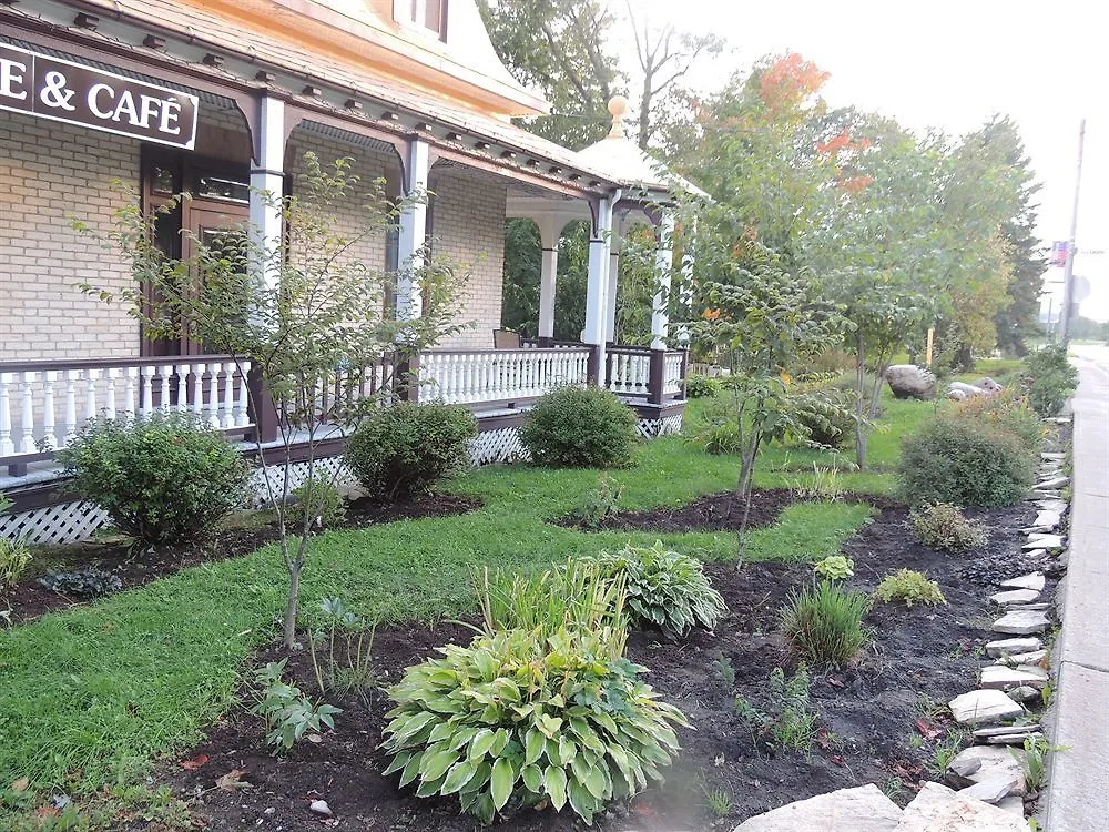 Bed and Breakfast Douceurs Belges Quebec Bed & Breakfast